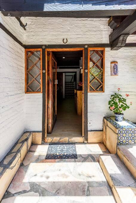 Increible Cuarto, Hostal Sobre El Centro De Valle Valle de Bravo Exterior photo